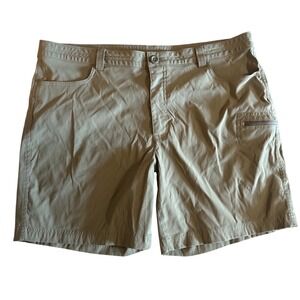 Eddie Bauer Sage Green Guide Utility Hiking Shorts Womens 18 Cargo Outdoor Zip